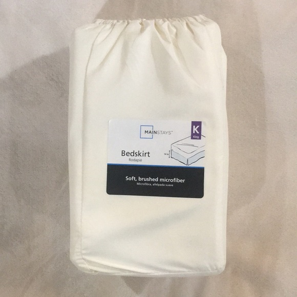 Mainstays Other - Mainstays King size bedskirt